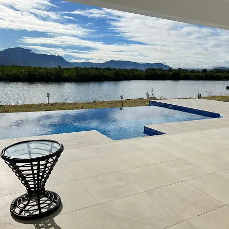 Lake Side Villa Naisoso